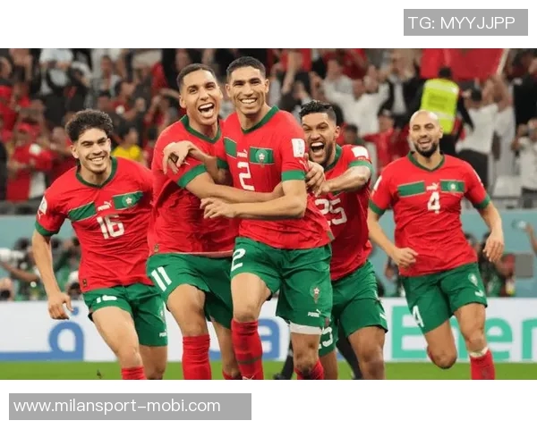 摩洛哥中场对马里战平结果深感失望表达对球迷的歉意与期待