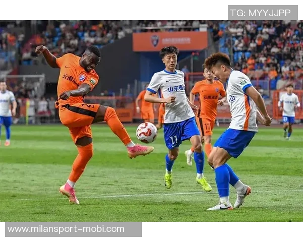 玉昆后卫张宸粱谈对山东强劲执行力与拼搏精神的胜利之路