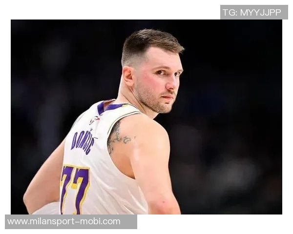 穆雷1月场均322分强势表现联盟得分榜仅次于东契奇 穆雷1月场均322分强势表现联盟得分榜仅次于东契奇